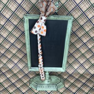 Microfiber Patterned Tie